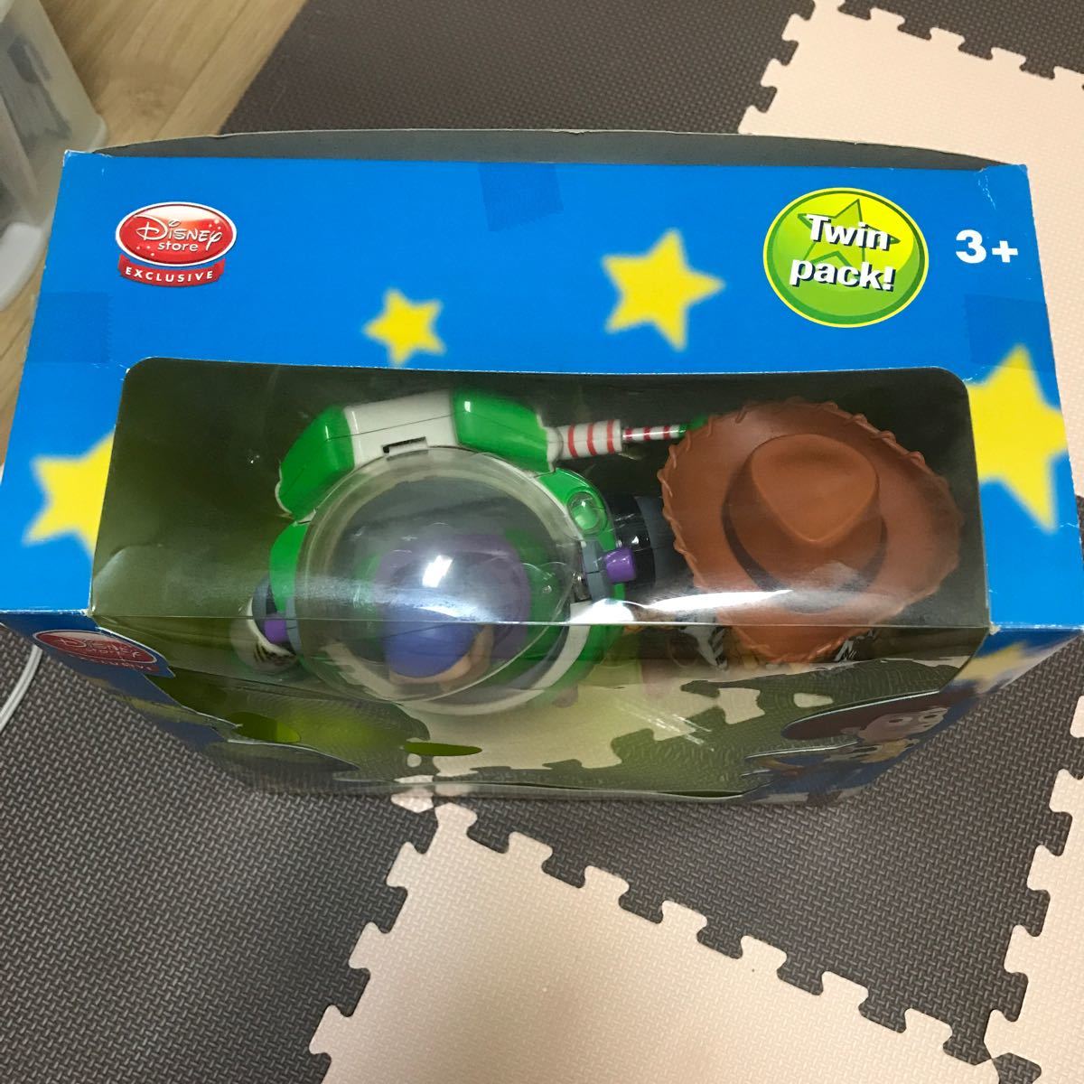 ディズニーストア トイストーリー フィギュア バズ ウッディ ディズニーストア トイストーリー フィギュア バズ ウッディ