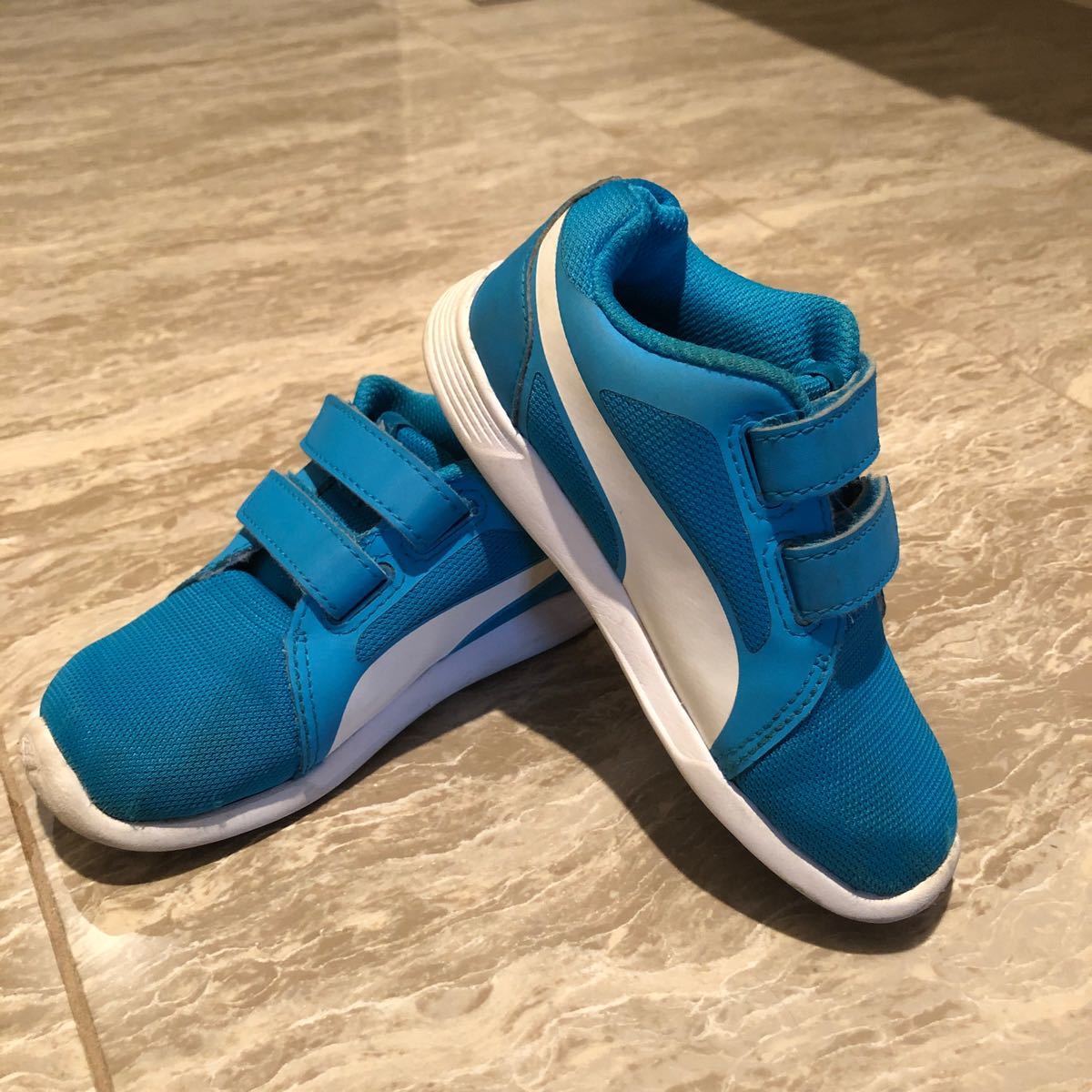 Paypayフリマ Puma キッズ スニーカー 16センチ Paypayフリマ Puma キッズ スニーカー 16センチ