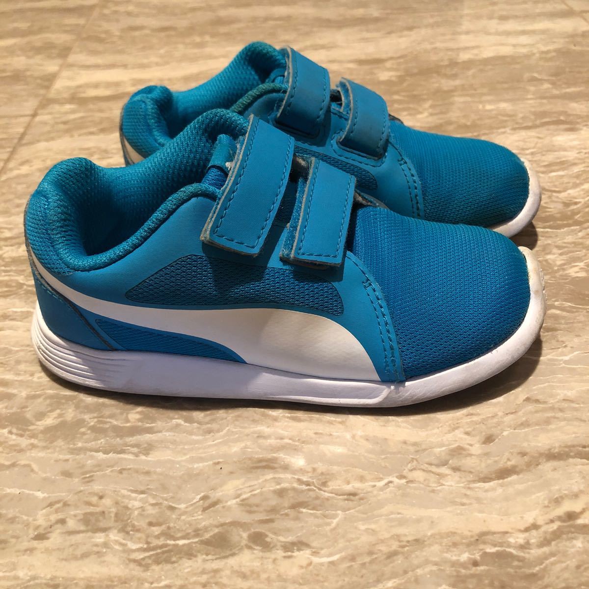 Paypayフリマ Puma キッズ スニーカー 16センチ Paypayフリマ Puma キッズ スニーカー 16センチ