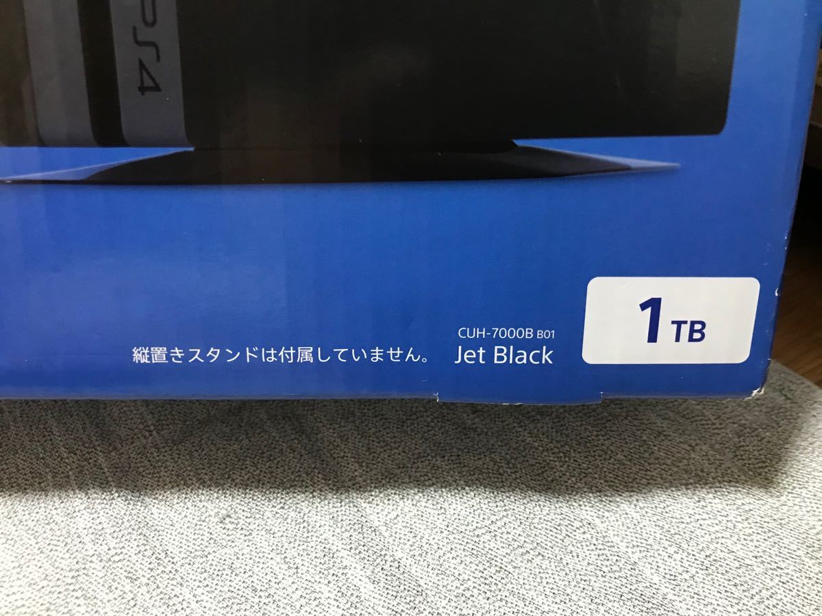 PS4 Pro CUH-7000BB01 1TB 本体　中古