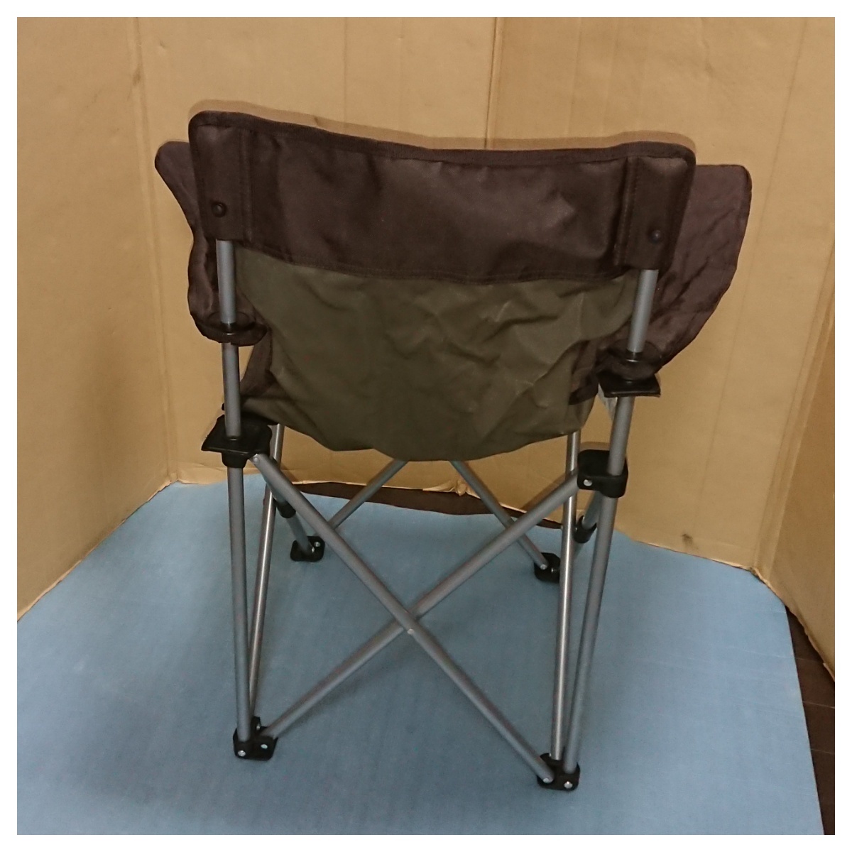 アウトドアチェア　キャンプチェア　キャンプ　釣り　バーベーキュー　折り畳み　椅子　使用頻度極小 良品_画像4
