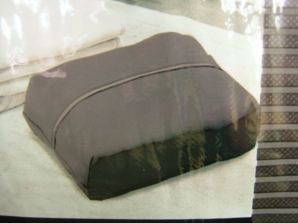 毛布収納袋　不織布ケース　黒　68×48×22cm 　シングル毛布2～4枚用　発送は1個のみ、同梱不可　要説明確認_画像1