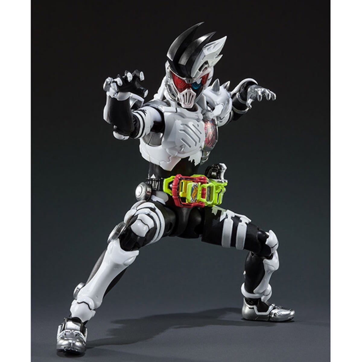 Paypayフリマ S H フィギュアーツ 仮面ライダーゲンム ゾンビアクションゲーマーレベルx 0 Paypayフリマ S H フィギュアーツ 仮面ライダーゲンム ゾンビアクションゲーマーレベルx 0