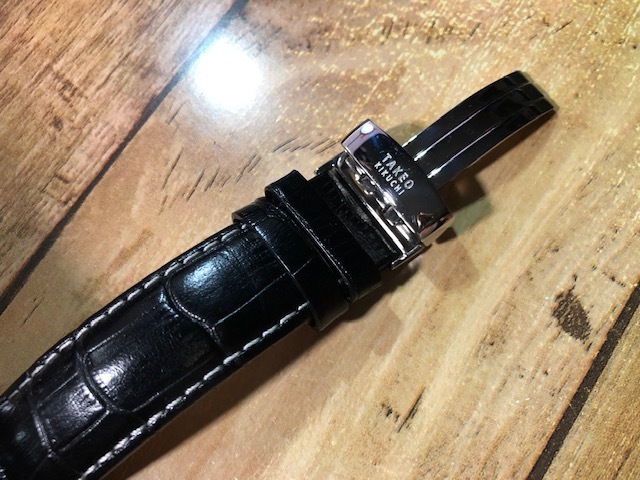 AK89 良品程度 レア TAKEO KIKUCHI タケオキクチ クロノグラフ デイト ブラック TK-20G9 純正ベルト+Dバックル クオーツ メンズ 腕時計_画像5