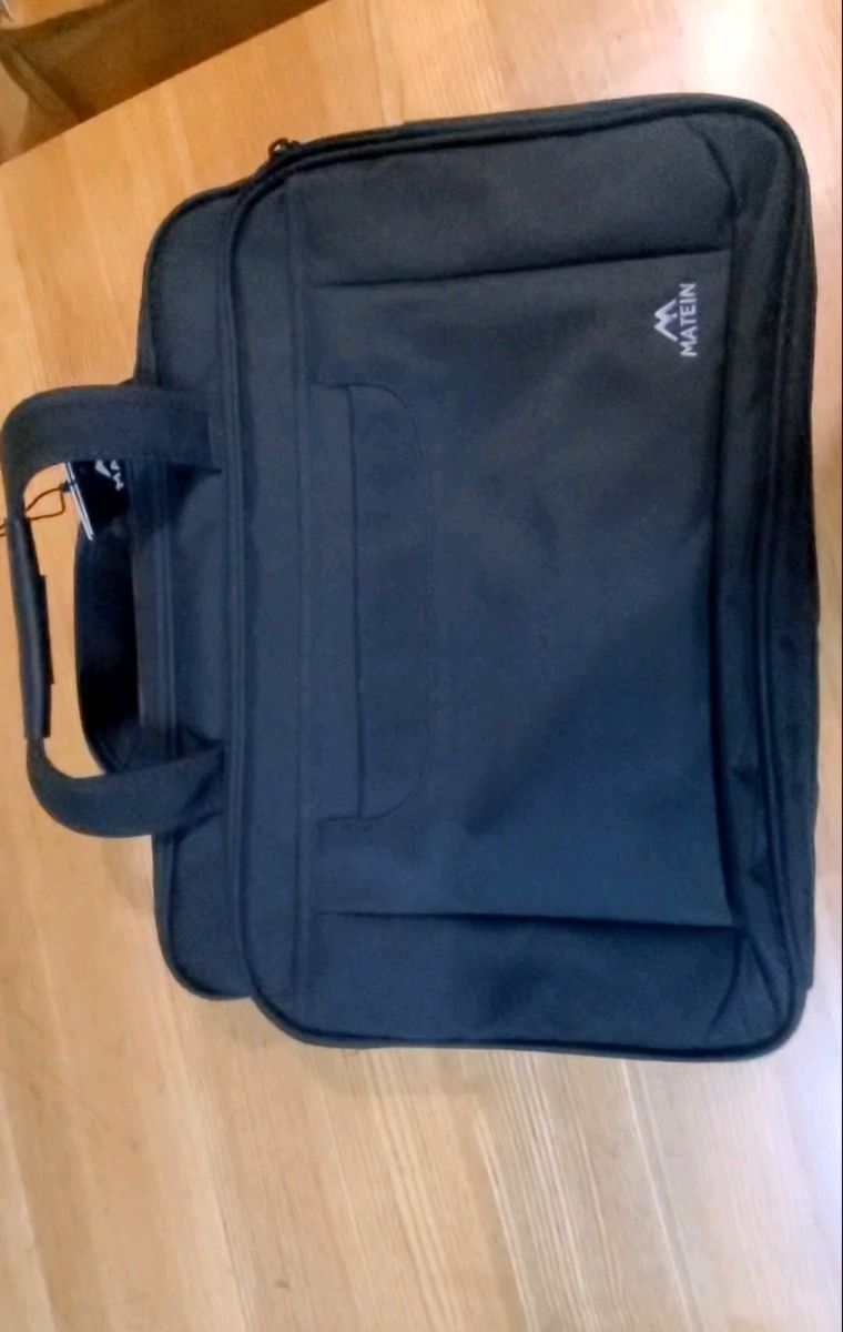 MATEIN PCケース ノートパソコンケース 15.6インチ BLACK 未使用