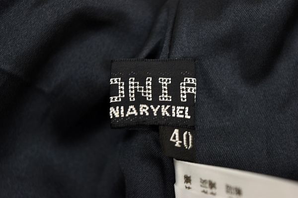 M-1032★送料無料★超美品★SONIA RYKIEL ソニアリキエル★秋冬 ブラック黒色 上品なベルベット ひざ下 ロング スカート 40 65-69cm_画像4