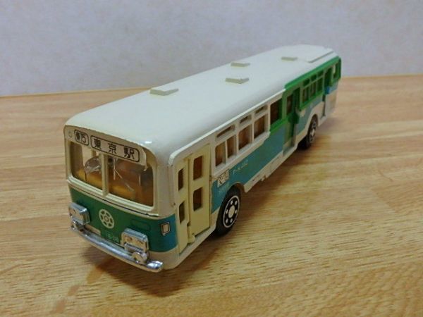 s006k retro Mitsubishi Fuso Yonezawa Diapet one man capital . bus YONEZAWA TOYS DIAPET MITSUBISHI FUSO BUS minicar 