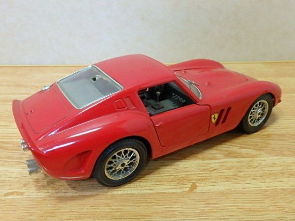 s006k burago Ferrari 250GTO 1962 1/24 BBurago ferrari minicar die-cast red made in italy minicar 