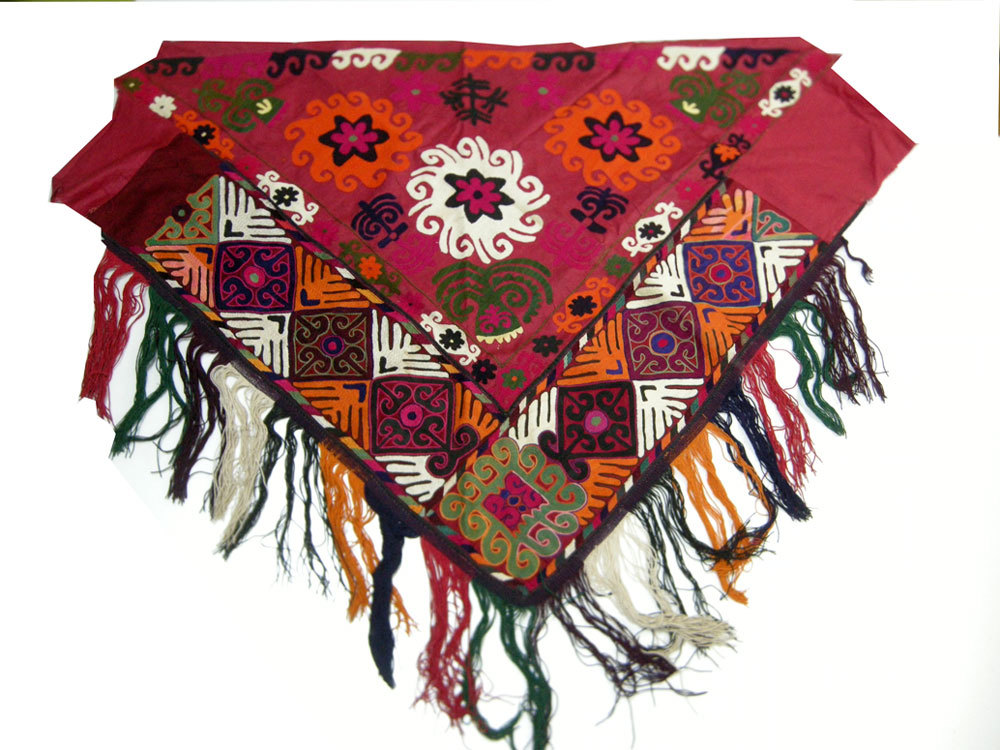 【2022春夏新色】 ●アフガニスタンからの贈り物”スザニ　刺繍布　ラカイ”26 その他