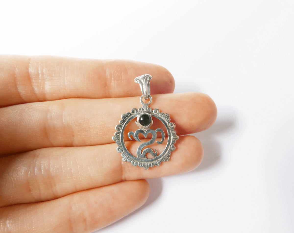 *[Silver925] космос . один ...OM( ом ). шероховатость hindu- колье * оникс ( йога *..* авторучка ju Ram * исцеление * Ray ki)