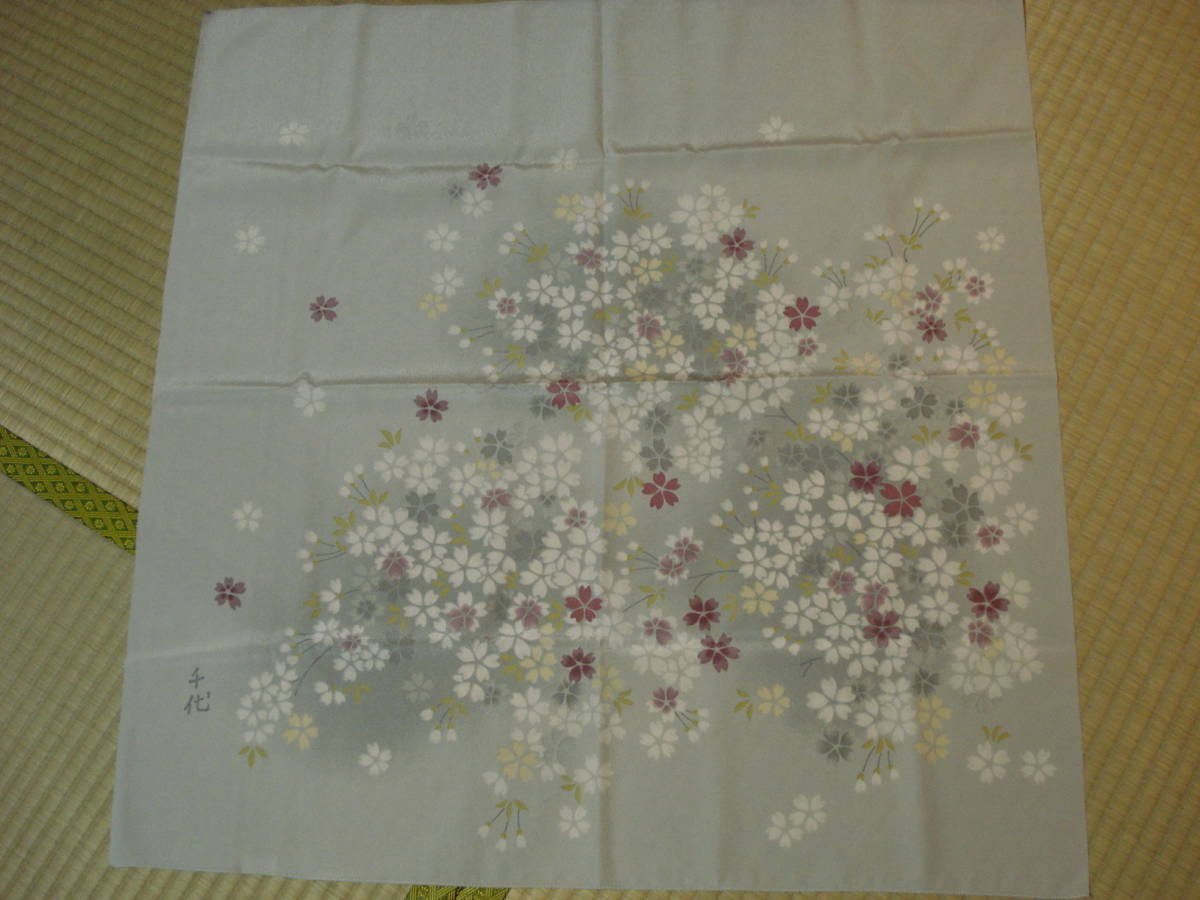 * Uno Chiyo polyester furoshiki * light gray Sakura ....