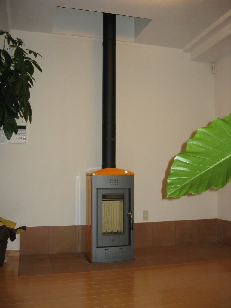  wood stove insulation smoke . two -ply smoke .. board exterior Italy made stylish stove piace ta company manufactured pe let E915 E916