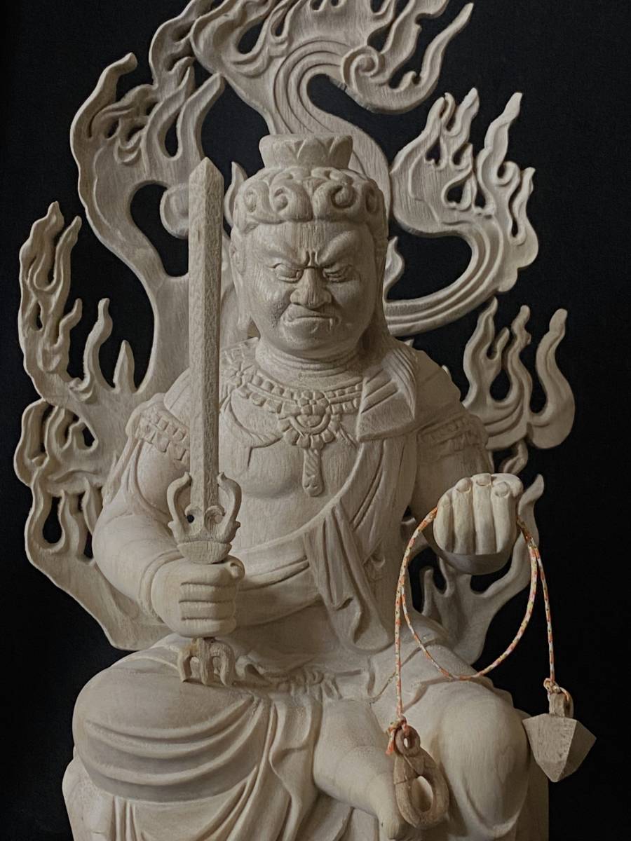 井波彫刻 仏教工芸品 香樟材 木彫仏教 精密彫刻 仏師 仕上げ品 不動明 
