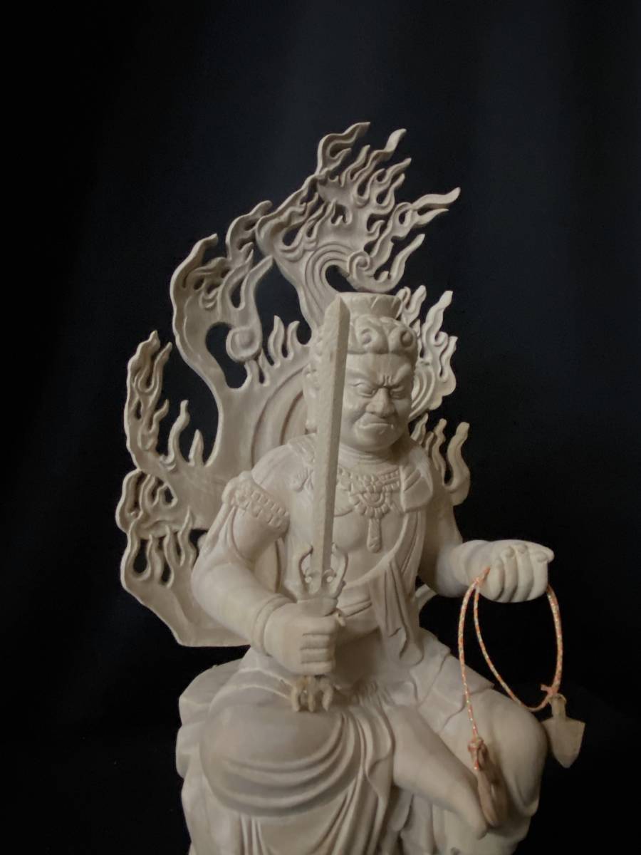 井波彫刻 仏教工芸品 香樟材 木彫仏教 精密彫刻 仏師 仕上げ品 不動明 
