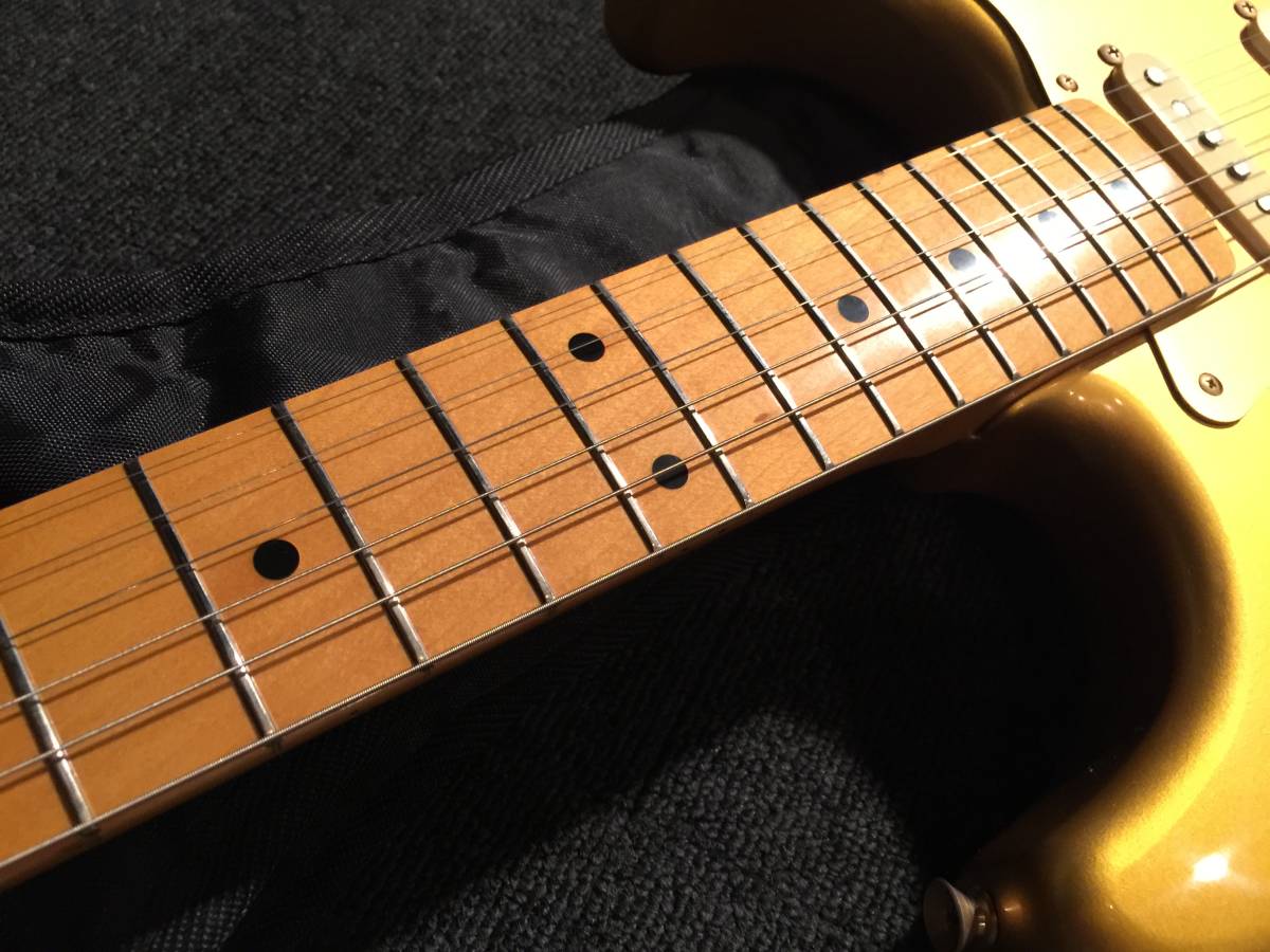 No.090820　レア！ Order Fender Japan ST57 AII GOLD/M MADE IN JAPAN 富士弦楽器製　メンテナンス済み！ EX_画像5