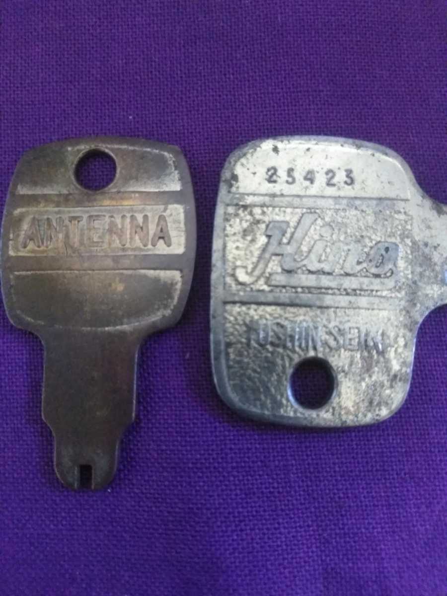  old car, rare article, saec, Conte sa? Renault? key, key, retro,.. for, Vintage, rare thing, Showa era. era, key holder, interior, old key 