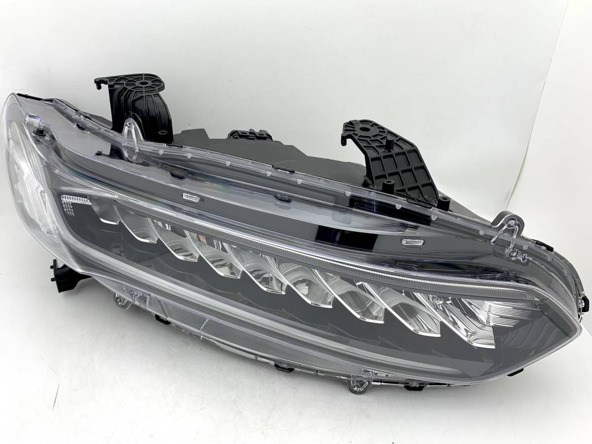爆売り!】 【送料込み】即決 LED 良品 ◇ JF4 アコード CV3 / 右