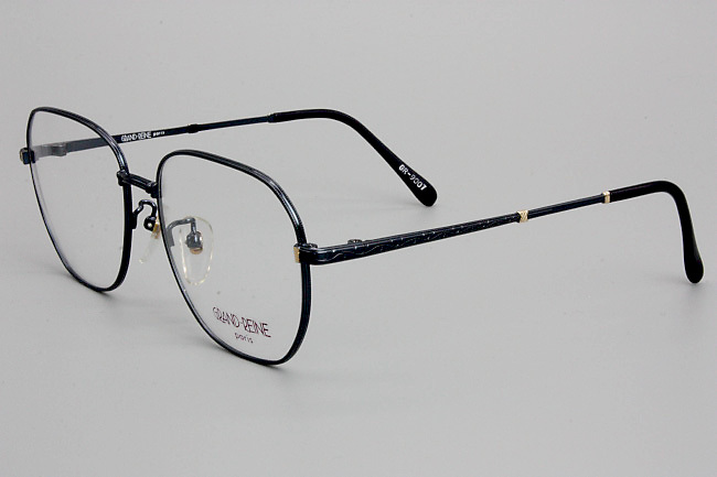 新品・未使用】GRAND REINE paris INTERNATIONAL EYE FASHION GR-9007