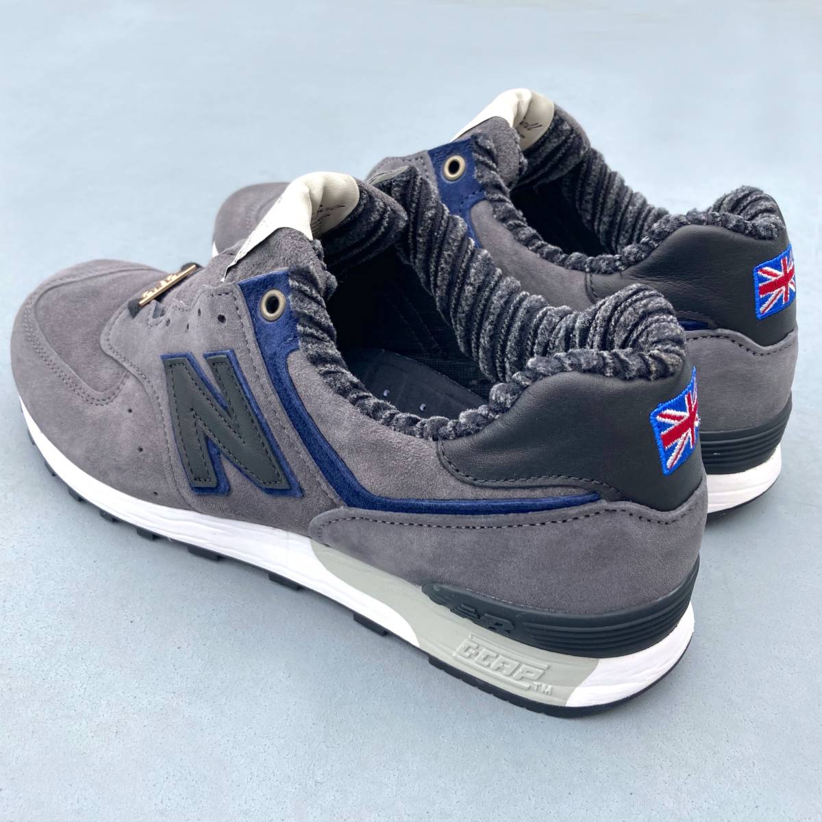 フリンビー工場30周年記念 UK製 NEW BALANCE M576RBT グレー×ブラック×ブルー US9.5D 27.5cm スエード ベロア 限定 新品 イギリス英国製_画像5