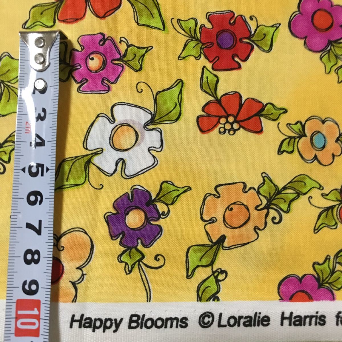 ロラライハリス 生地 Happy Blooms Yellow 45cm