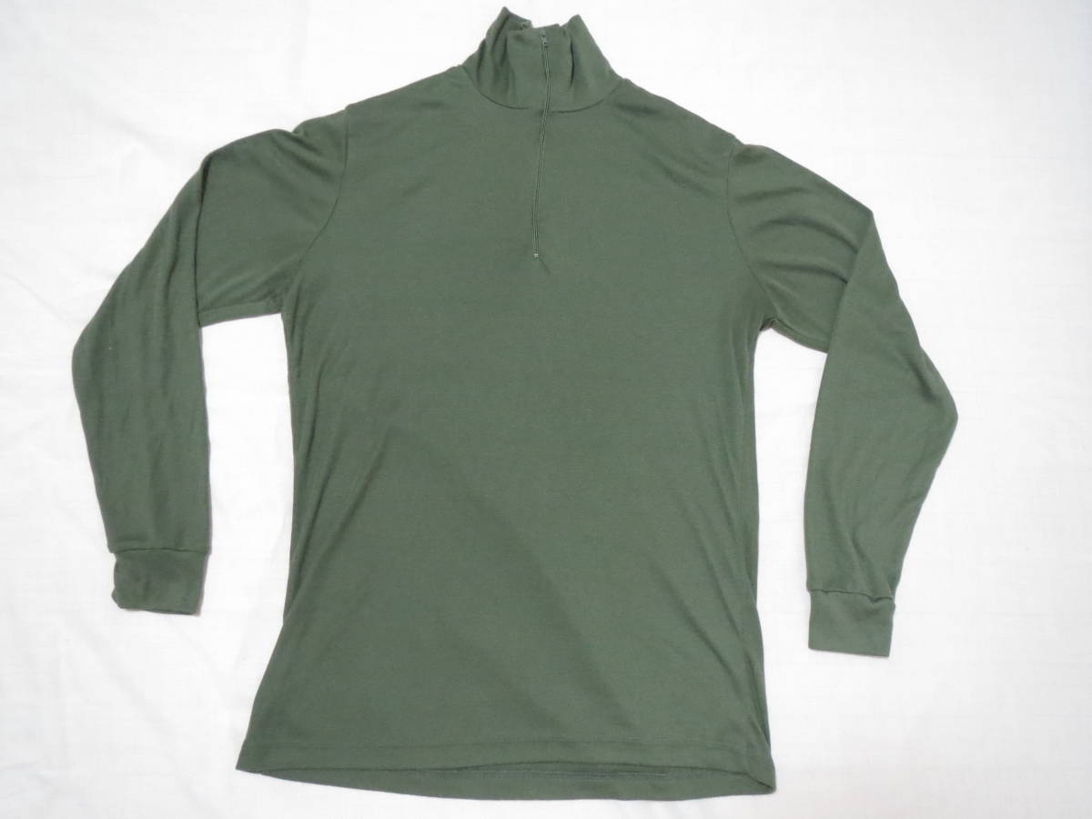 実物 US.MARINE ？ US.ARMY ？ UNDERSHIRT LWCWUS インナー アンダー シャツ 登山 キャンプ サイズ LARGE_画像1