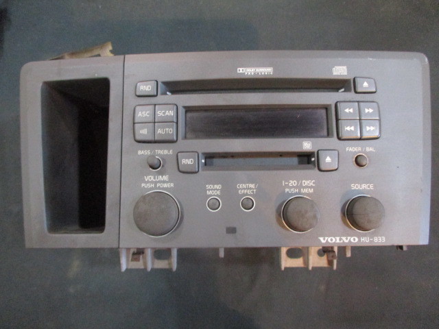 # Volvo V70 XC70 кассетная дека б/у SB HU-833 8651156 9491792 снятие частей есть кассетная дека CD панель машина стерео аудио радио #