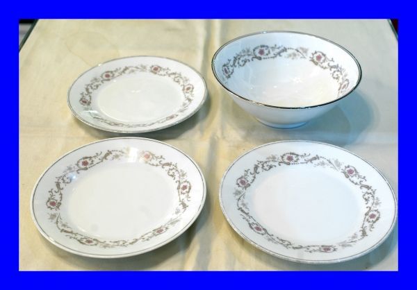 ○中古 ノリタケ Noritake 花柄 深皿 中皿 プレート 4枚 D1679_画像1