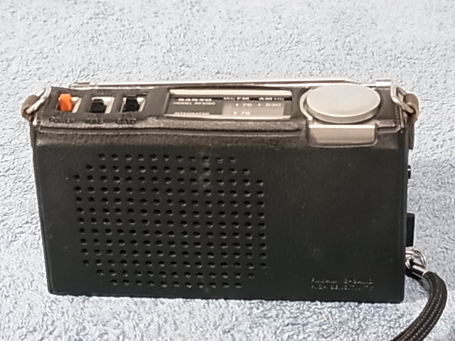 三洋電機　SANYO 【RP5160 】 2バンド ラジオ 分解・整備・調整済品です 美品、仕様頻度は少ないのです 管理22110586
