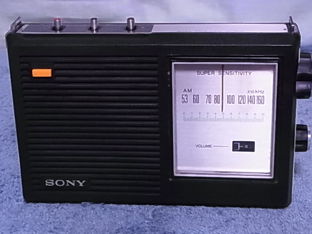 SONY 【TR-8070】 AM専用ポータブル 8石ラジオ　AC/DC両用電源極上品 分解・整備・調整済品 　 管理19051052