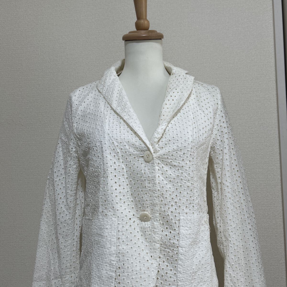 新品 タグ付き 未使用品 GAP ギャップ ジャケット テーラード テーラードジャケット 総レース 長袖 きれいめ ホワイト 白 Sサイズ_画像2