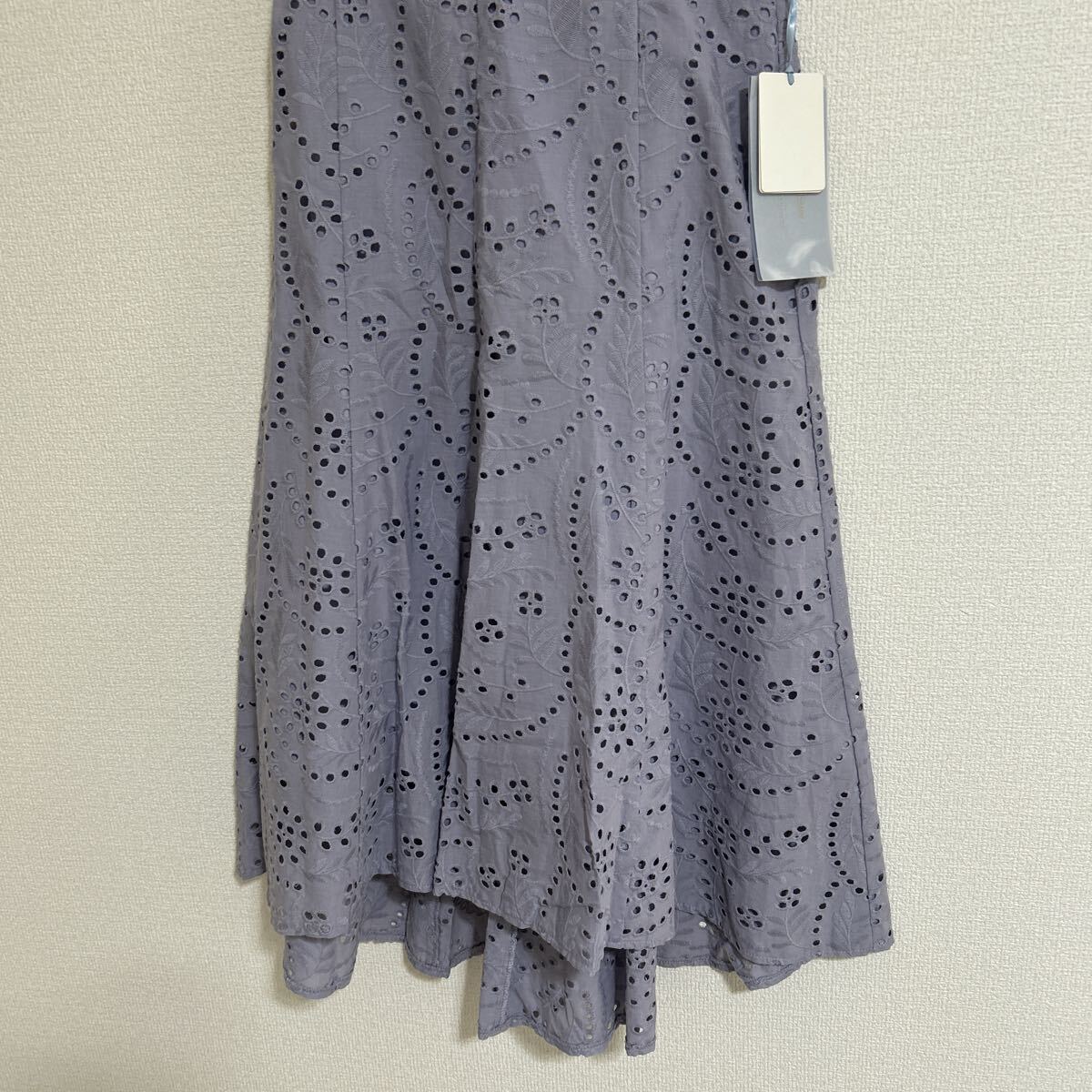 定価12,100円 新品 タグ付き 未使用品 MERCURYDUO マーキュリーデュオ スカート ロング レース きれいめ 上品 パープル 紫 Sサイズ_画像3