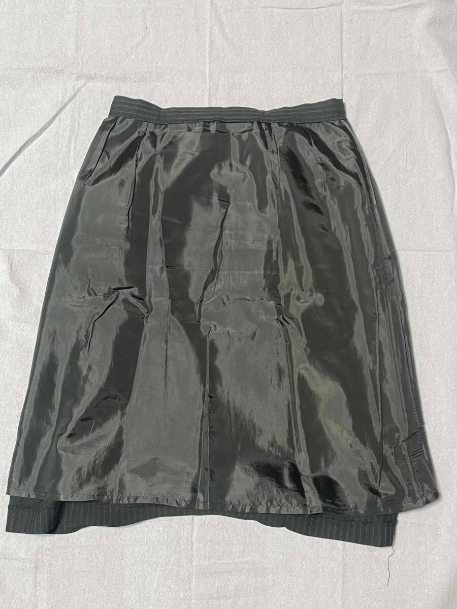 ※Dランク※【中古】SELERY_11号_スカート （ブラック）ストライプ柄/15470/かわいい会社事務服/おしゃれOL制服 _画像2