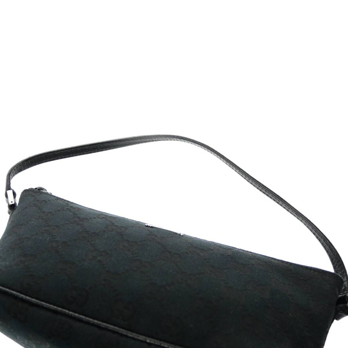 1円スタート 美品 GUCCI グッチ GGキャンバス ハンドバッグ 07198 GG柄 シルバー金具 アクセサリーポーチ ミニバッグ ブラック レディース_画像7