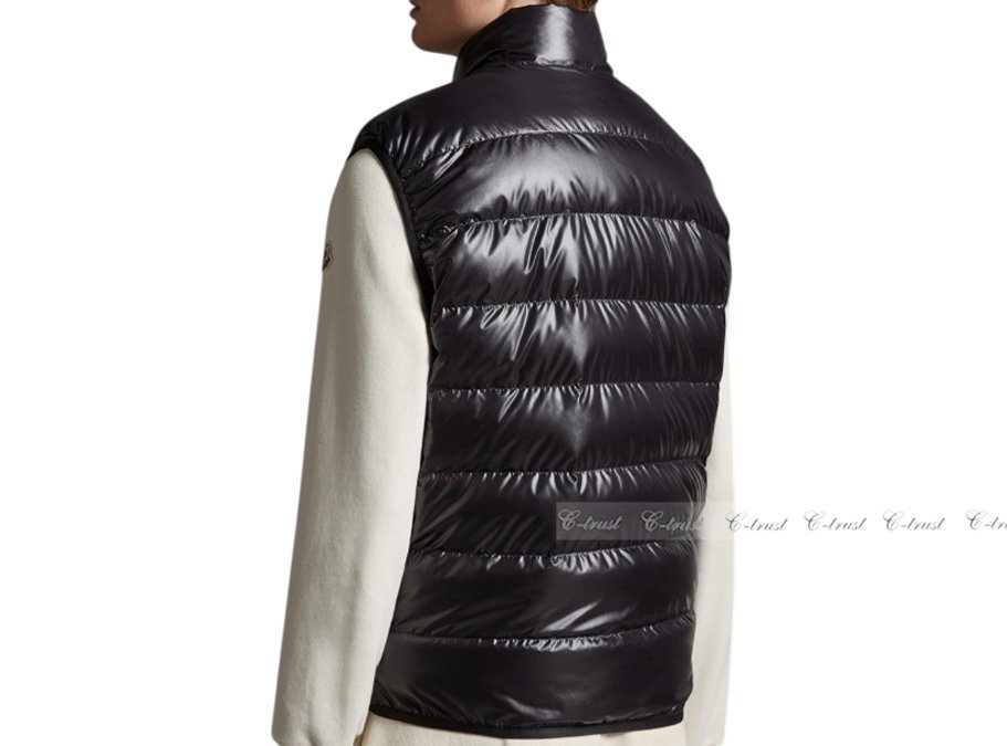 L776-3.. MONCLER モンクレール AUBE オーブ ダウン ベスト アウター ジレ メンズ アイコン パッチ ロゴ ★ 999 ブラック_画像3