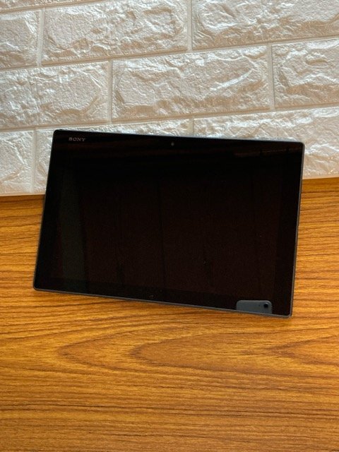SONY タブレット Xperia Z4 Tablet au SOT31 (Android 5.0.2)　初期化済 AS99_画像2