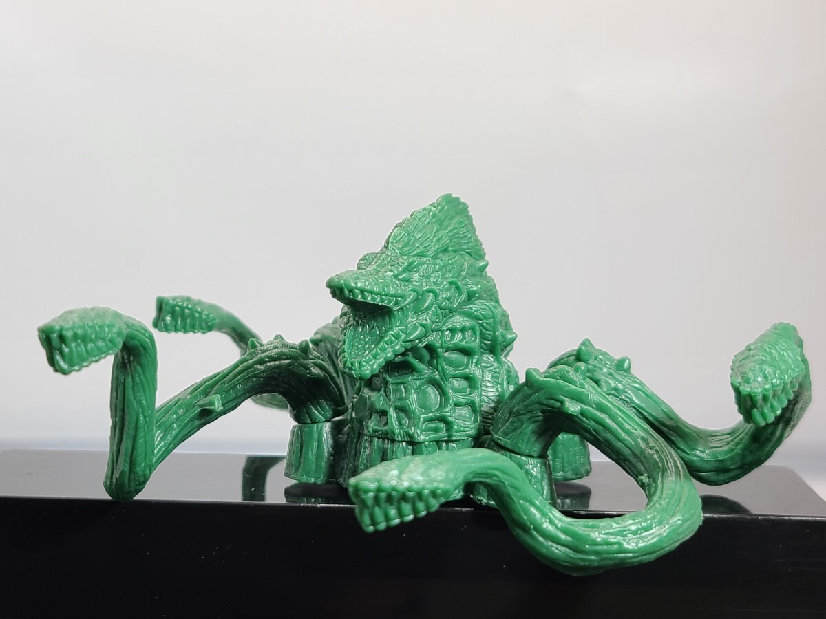 ◆ゴジラ 怪獣 消しゴム フィギュア リアルゴジラ ビオランテ_画像1