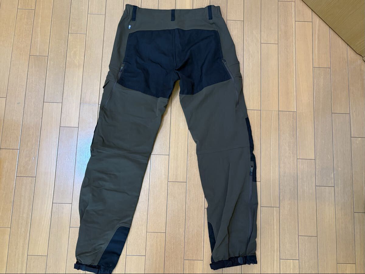 フェールラーベン FJALLRAVEN トレッキングパンツ アウトドア キャンプ 登山 ハイキング モンベル パンツ クライミングパンツ_画像2