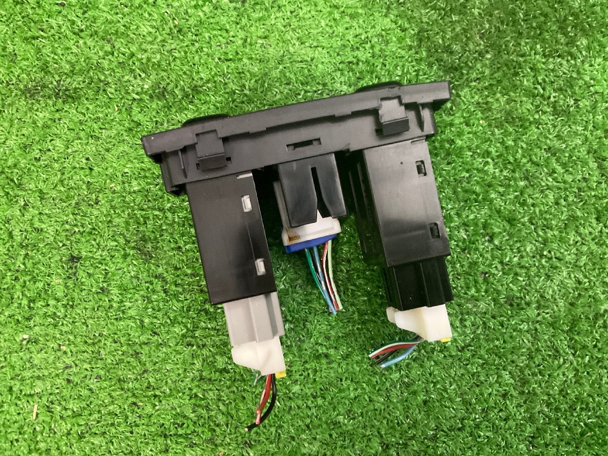 ギャランフォルティス　CY4A　RALLIART　純正　AFSスイッチ　AWCスイッチ　パネル　CX4A　送料無料！_画像4