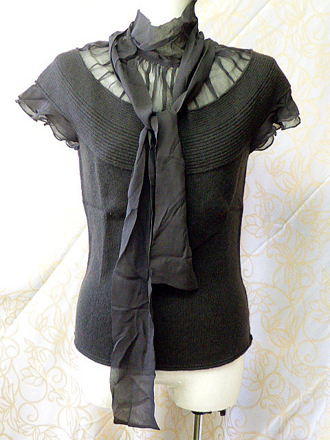 ahno53 MARCCAIN　ブラック　カシミヤ　フリル付きノースリーブブラウス リボン/３・251030_画像3