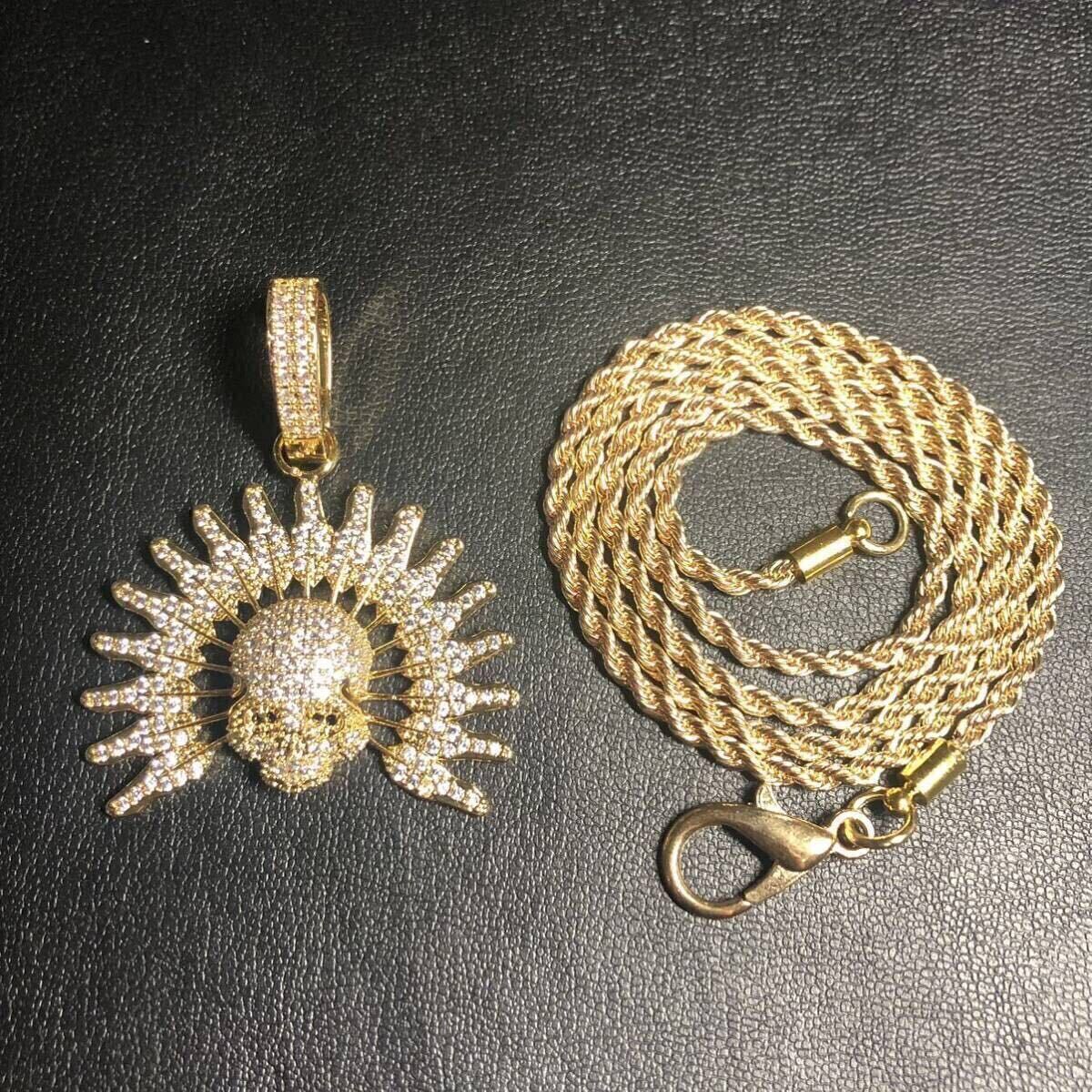 【新品】ネックレス ドクロ スカル 髑髏 骸骨 千手観音 孔雀 ゴールド 18k 金メッキ ブリンブリン ロープ チェーン メンズ ストリート B系_画像2