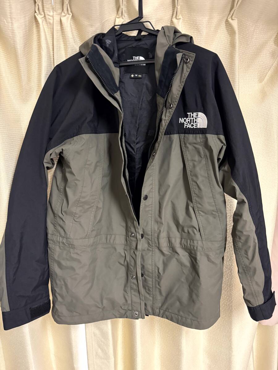 【中古】THE NORTH FACE ザ・ノース・フェイス マウンテンライトジャケット メンズ Mサイズ_画像1
