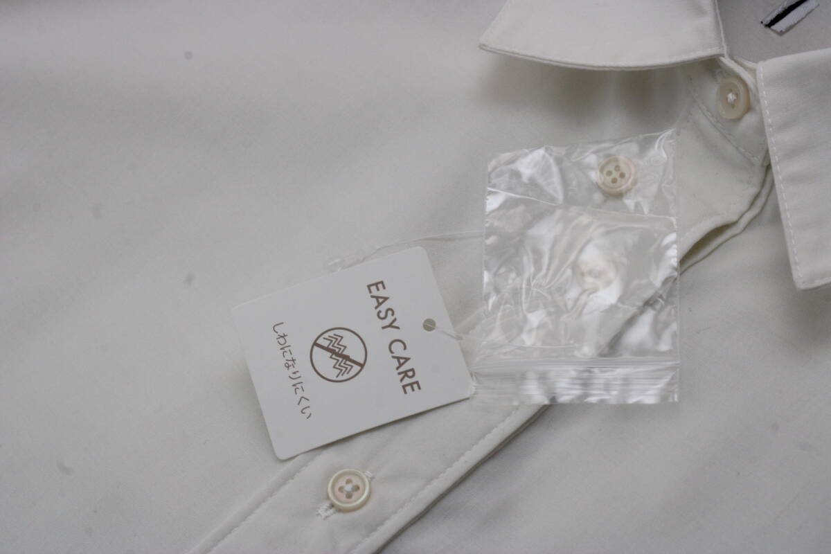 5724 新品 EASY CARE 長袖シャツ オフホワイトＭ～Ｌサイズ_画像4