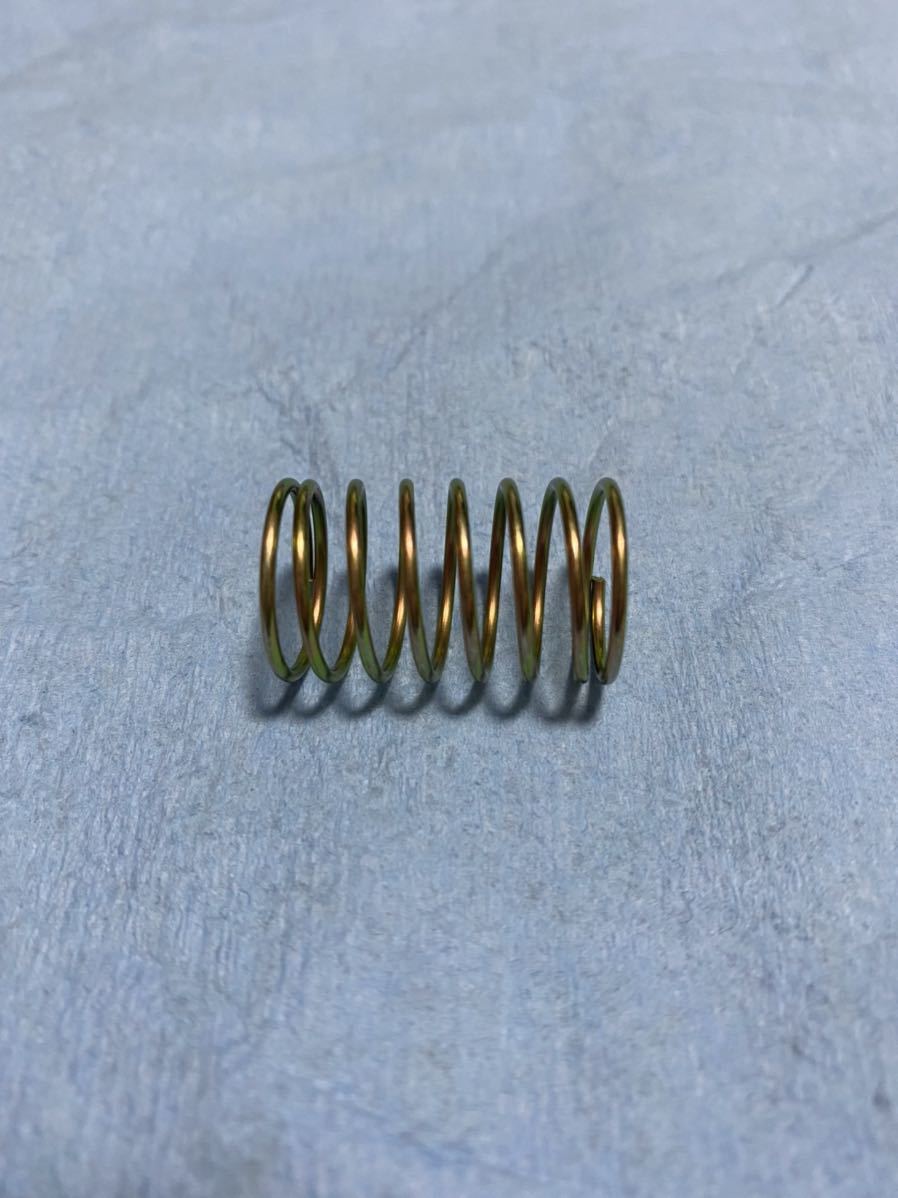 カワサキ KAWASAKI W1 W2 W1S W1SA 650RS W3 レフトクランクケースプラグ用 落下防止 対策スプリング メッキ仕上げ_画像2