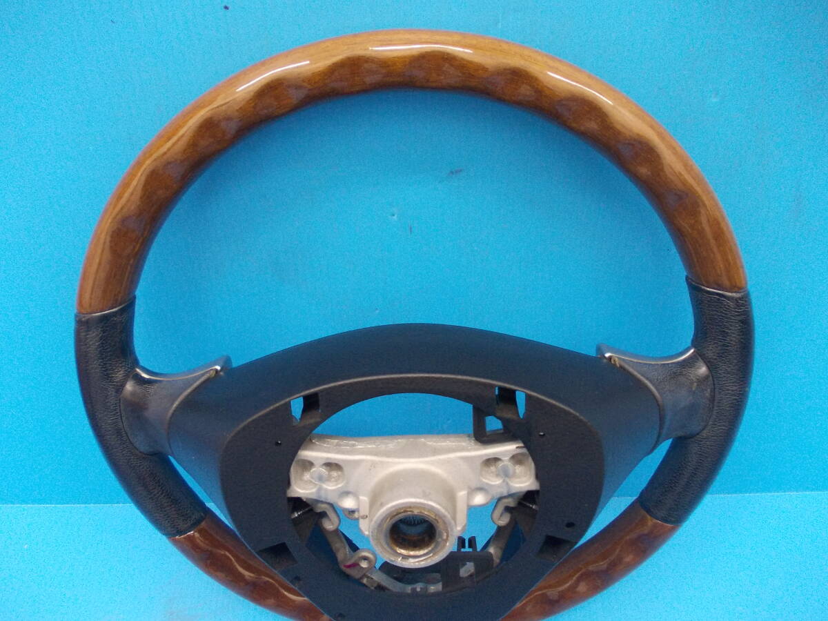 ■中古■L650S/ミラ・ジーノ　ダイハツ純正　MOMO/モモ　木目/ウッド　レザーハンドル/ステアリングホール　シフトノブ付き_画像8