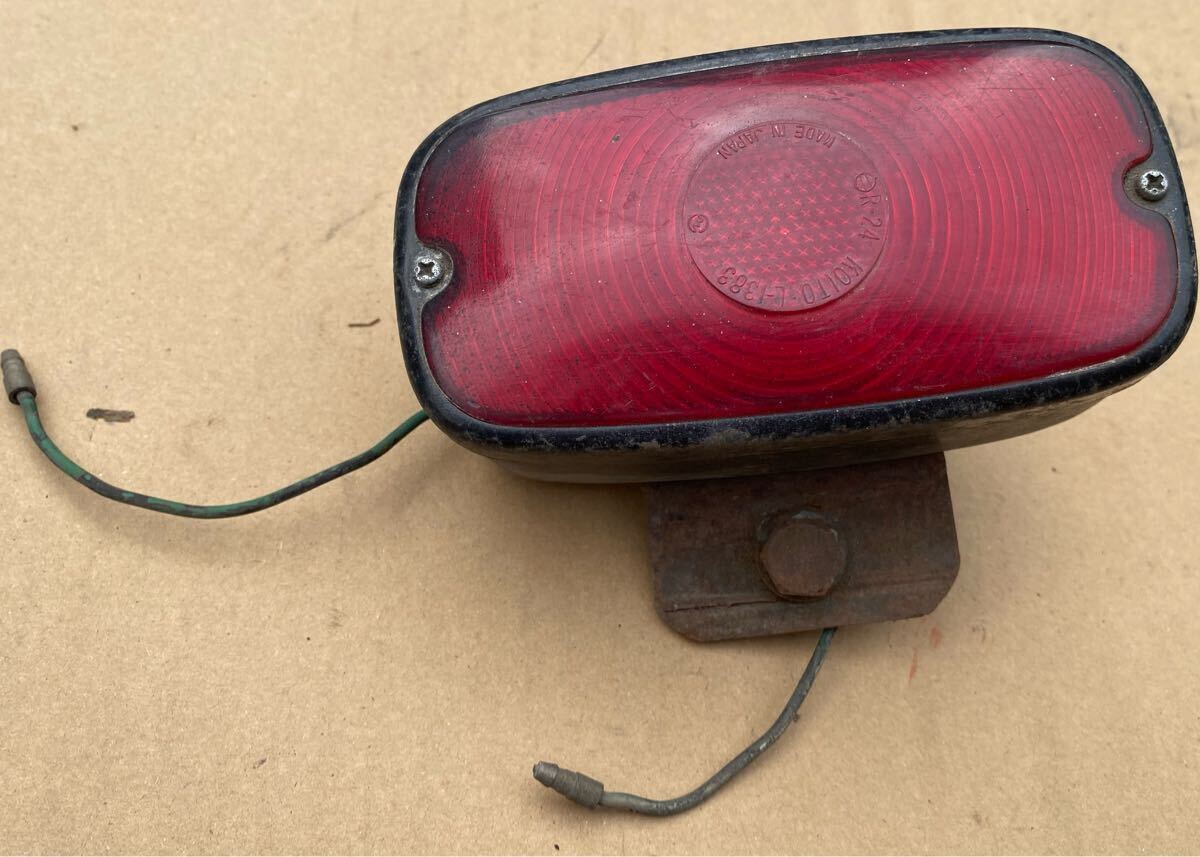 Mitsubishi Jeep задний маленький лампа прямоугольник