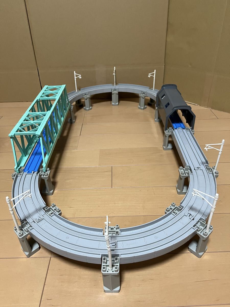 ★プラレール★ 大鉄橋と高架トンネルの高架レールセット(大鉄橋部分に折れがあります。)_画像3
