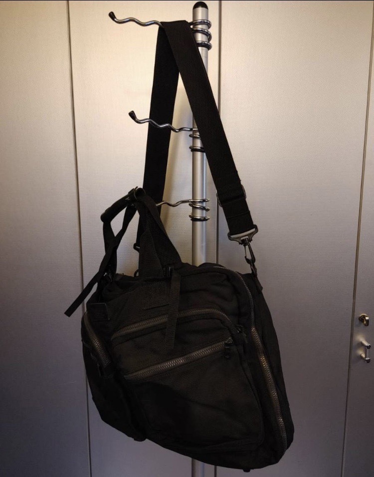 ★Y's for men ヨウジヤマモト　2WAYバッグ 　黒　 ショルダー 　ブリーフケース　 ナイロン地_画像1