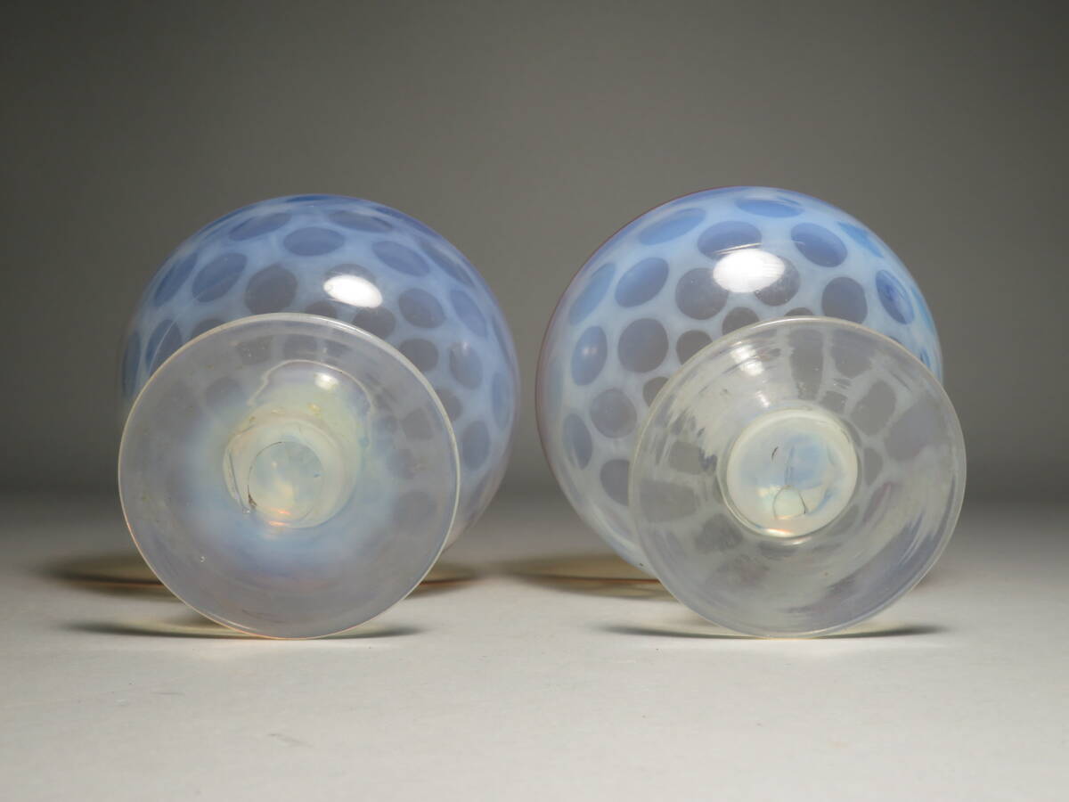 1円スタート~ 明治~大正レトロ 乳白色 赤縁口水玉文 菓子器/氷コップ 一対 気泡/手吹きガラス 色硝子ガラス ウランガラス 102313_画像4