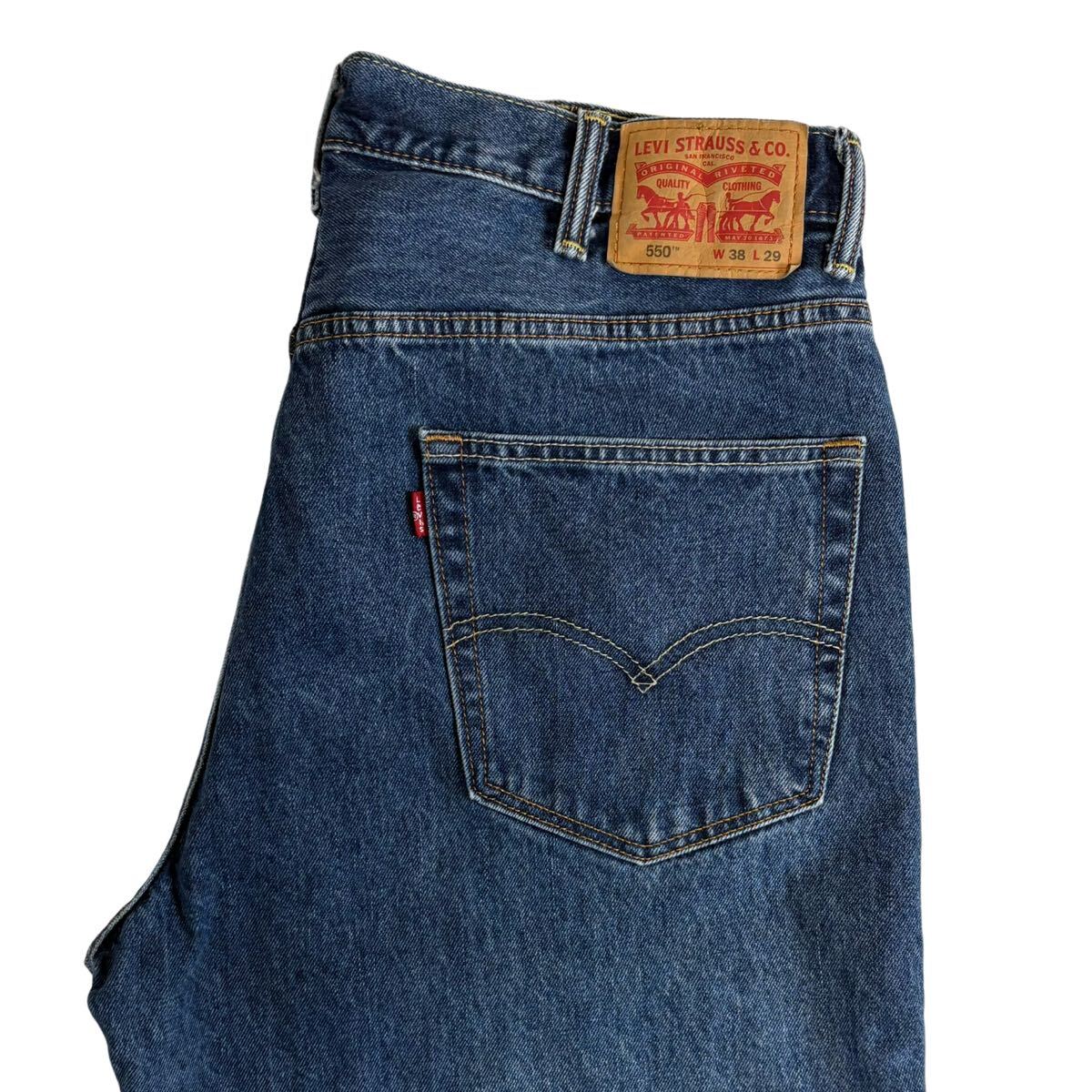 リーバイス 550 ジーンズ W38 L29 テーパード ブルー デニムパンツ(P792)_画像1