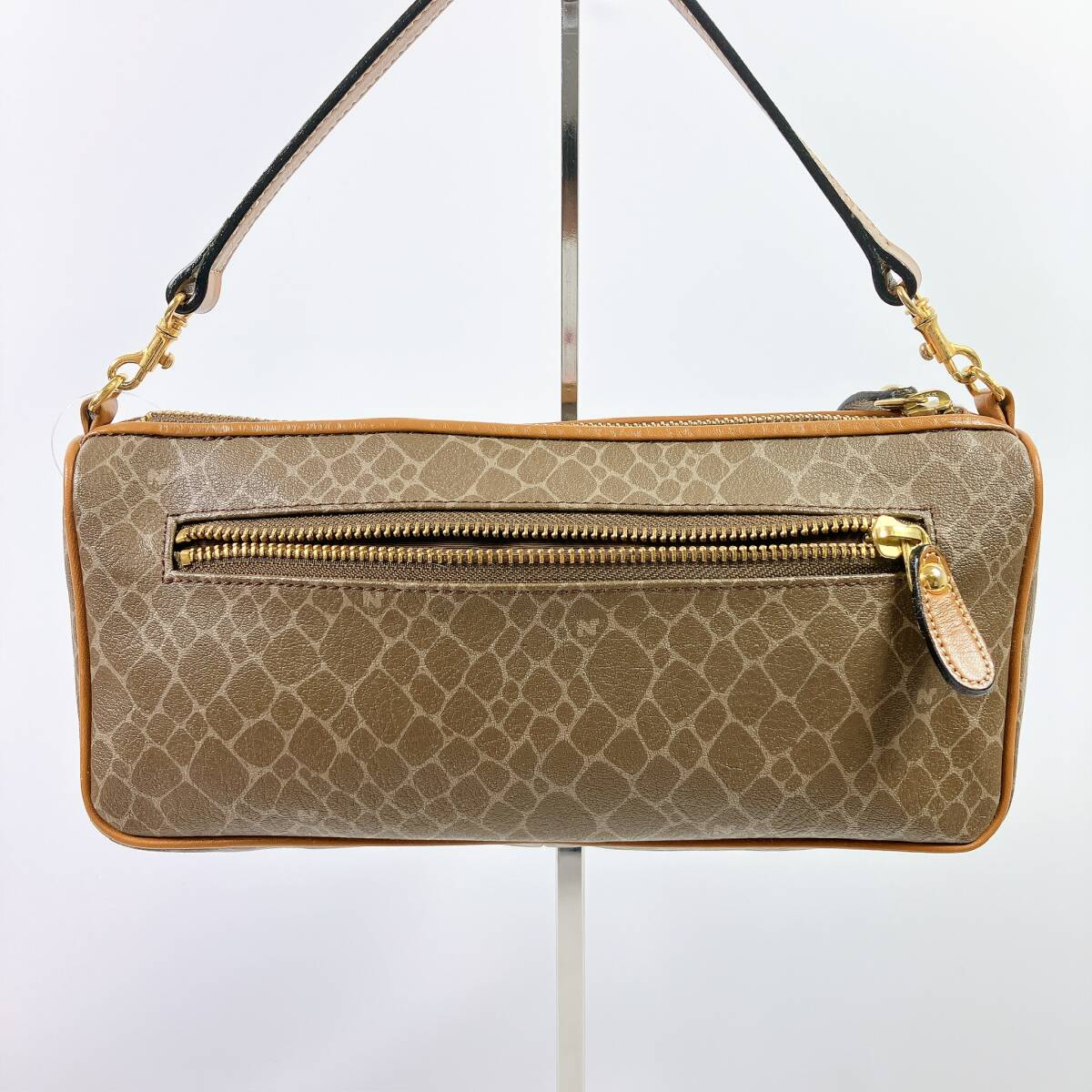 1638◯ NINARICCI ニナリッチ ハンドバッグ ワンショルダー ブラウン レザー ミニバッグ レディース 横長 スクエア ファスナー ポケット_画像2